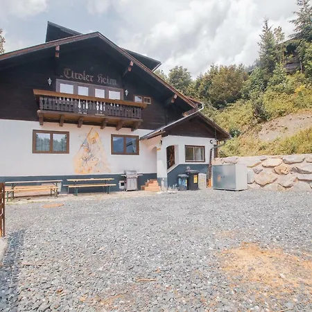 Дом отдыха Ferienhaus Schmitten - Steinbock Lodges *